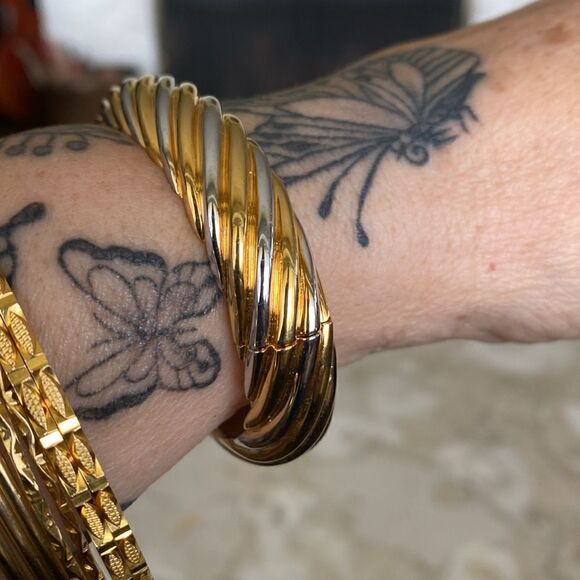 Vintage Butler Gold & Silver Tone Hinged Cuff Bracelet - Picture 2 of 12